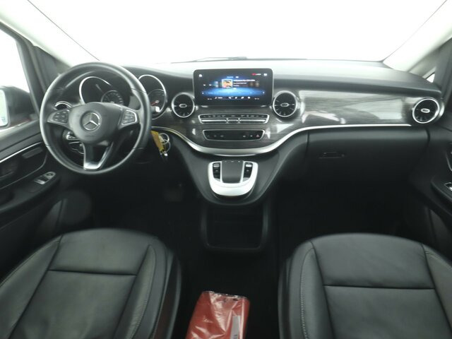 MERCEDES-BENZ EQV 300 Avantgarde,lang,8Sitzer,2xSchiebetür,LED... - 小型客车, 电动小型货车:图2 MERCEDES-BENZ EQV 300 Avantgarde,lang,8Sitzer,2xSchiebetür,LED... - 小型客车, 电动小型货车:图2