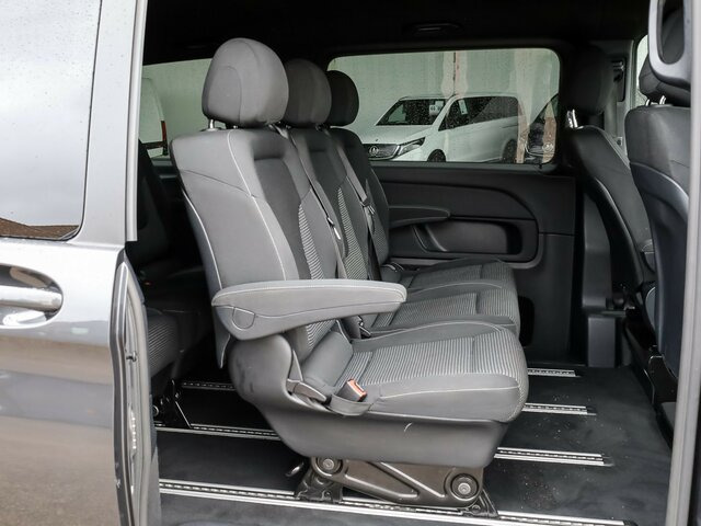 MERCEDES-BENZ EQV 300 ang,8Sitzer,2xSchiebetür,360°Kamera... - 小型客车, 电动小型货车:图5 MERCEDES-BENZ EQV 300 ang,8Sitzer,2xSchiebetür,360°Kamera... - 小型客车, 电动小型货车:图5