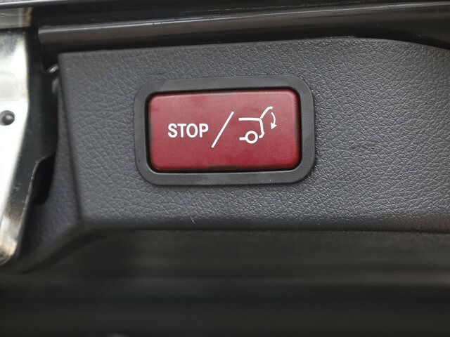 MERCEDES-BENZ EQV 300 ang,8Sitzer,2xSchiebetür,360°Kamera... - 小型客车, 电动小型货车:图3 MERCEDES-BENZ EQV 300 ang,8Sitzer,2xSchiebetür,360°Kamera... - 小型客车, 电动小型货车:图3