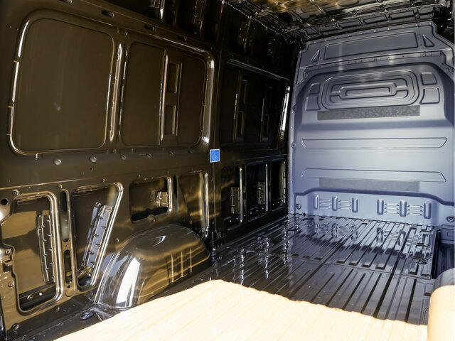 MERCEDES-BENZ Sprinter 311CDI KA,L2H2,Radio DAB,6 Gang - 无侧窗厢式货车:图2 MERCEDES-BENZ Sprinter 311CDI KA,L2H2,Radio DAB,6 Gang - 无侧窗厢式货车:图2