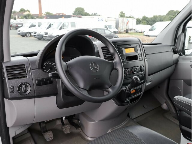 MERCEDES-BENZ Sprinter 316CDI DOKA,Allrad,Klima,AHK,TCO - 侧帘货车, 康比货车:图4 MERCEDES-BENZ Sprinter 316CDI DOKA,Allrad,Klima,AHK,TCO - 侧帘货车, 康比货车:图4