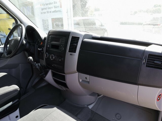 MERCEDES-BENZ Sprinter 316CDI DOKA,Allrad,Klima,Standhzg.... - 平板货车, 康比货车:图3 MERCEDES-BENZ Sprinter 316CDI DOKA,Allrad,Klima,Standhzg.... - 平板货车, 康比货车:图3