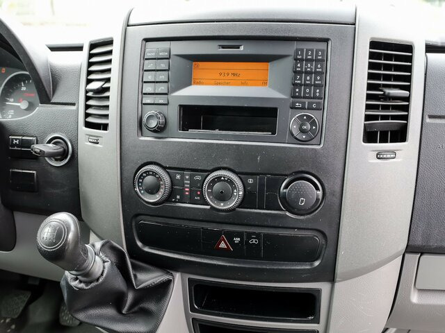 MERCEDES-BENZ Sprinter 316CDI DOKA,Allrad,Klima... - 平板货车, 康比货车:图5 MERCEDES-BENZ Sprinter 316CDI DOKA,Allrad,Klima... - 平板货车, 康比货车:图5