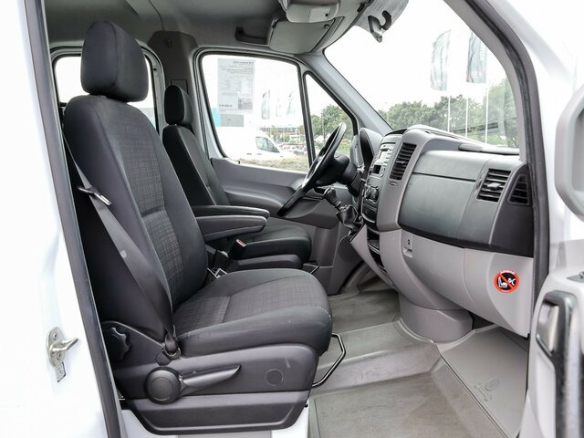 MERCEDES-BENZ Sprinter 316CDI DOKA,Allrad,Klima - 侧帘货车, 康比货车:图2 MERCEDES-BENZ Sprinter 316CDI DOKA,Allrad,Klima - 侧帘货车, 康比货车:图2