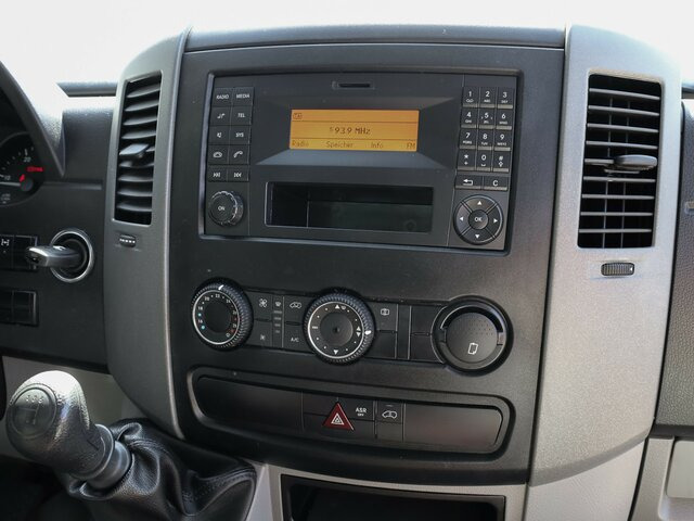 MERCEDES-BENZ Sprinter 316CDI Pritsche,Allrad,Klima... - 侧帘货车:图3 MERCEDES-BENZ Sprinter 316CDI Pritsche,Allrad,Klima... - 侧帘货车:图3