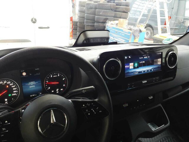 MERCEDES-BENZ Sprinter 317 CDI,3665mm,Automatik,Kamera - 无侧窗厢式货车:图3 MERCEDES-BENZ Sprinter 317 CDI,3665mm,Automatik,Kamera - 无侧窗厢式货车:图3
