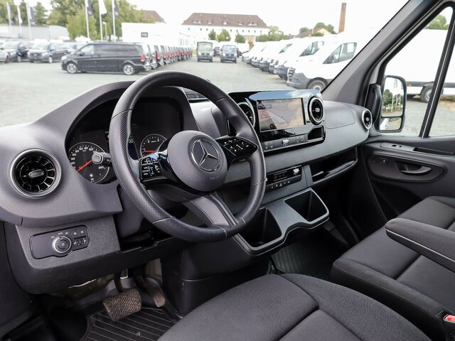MERCEDES-BENZ Sprinter 317 CDI,3665mm,Automatik,Kamera - 无侧窗厢式货车:图5 MERCEDES-BENZ Sprinter 317 CDI,3665mm,Automatik,Kamera - 无侧窗厢式货车:图5