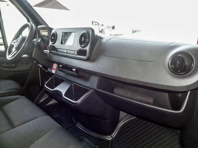 MERCEDES-BENZ Sprinter 317 CDI,3665mm,Automatik,Kamera... - 无侧窗厢式货车:图4 MERCEDES-BENZ Sprinter 317 CDI,3665mm,Automatik,Kamera... - 无侧窗厢式货车:图4