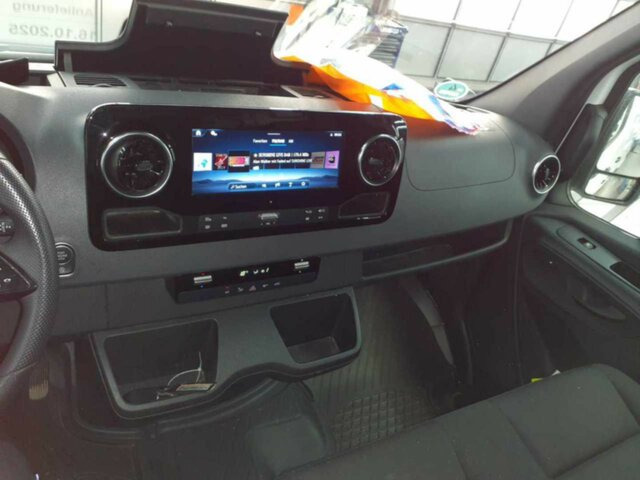 MERCEDES-BENZ Sprinter 317 CDI,3665mm,Automatik,Kamera... - 无侧窗厢式货车:图5 MERCEDES-BENZ Sprinter 317 CDI,3665mm,Automatik,Kamera... - 无侧窗厢式货车:图5