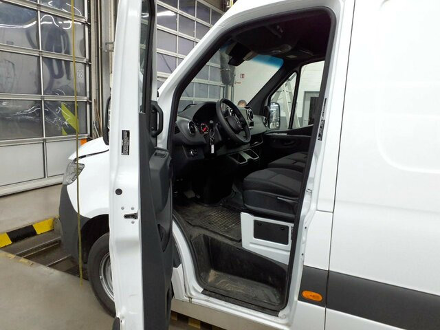 无侧窗厢式货车 MERCEDES-BENZ Sprinter 317 Maxi,9GTronic,MBUX,Kamera,LED：图19