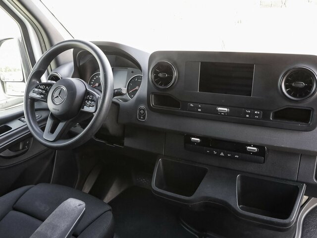MERCEDES-BENZ Sprinter 317 Maxi,9GTronic,MBUX,Kamera... - 无侧窗厢式货车:图4 MERCEDES-BENZ Sprinter 317 Maxi,9GTronic,MBUX,Kamera... - 无侧窗厢式货车:图4