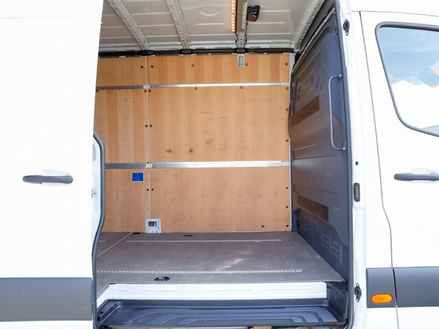 MERCEDES-BENZ Sprinter 317 Maxi,MBUX,Kamera,Tempomat - 无侧窗厢式货车:图2 MERCEDES-BENZ Sprinter 317 Maxi,MBUX,Kamera,Tempomat - 无侧窗厢式货车:图2