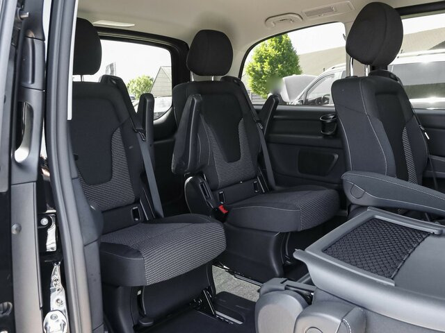 MERCEDES-BENZ V 220 d STYLE kompakt,6Sitzer,Distronic,AHK - 小型巴士, 小型客车:图3 MERCEDES-BENZ V 220 d STYLE kompakt,6Sitzer,Distronic,AHK - 小型巴士, 小型客车:图3