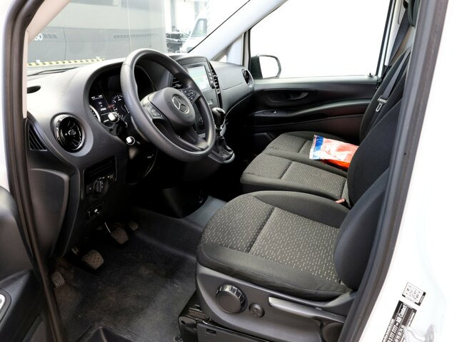 MERCEDES-BENZ Vito 114 Mixto,6 Sitzer,Klima,Navi,Tempomat... - 小型巴士, 小型客车:图2 MERCEDES-BENZ Vito 114 Mixto,6 Sitzer,Klima,Navi,Tempomat... - 小型巴士, 小型客车:图2