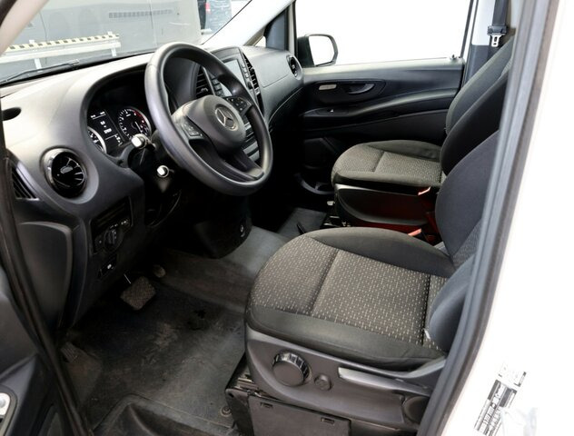 MERCEDES-BENZ Vito 114 TourerPro,Extralang,8Sitzer,Automatik... - 小型巴士, 小型客车:图2 MERCEDES-BENZ Vito 114 TourerPro,Extralang,8Sitzer,Automatik... - 小型巴士, 小型客车:图2