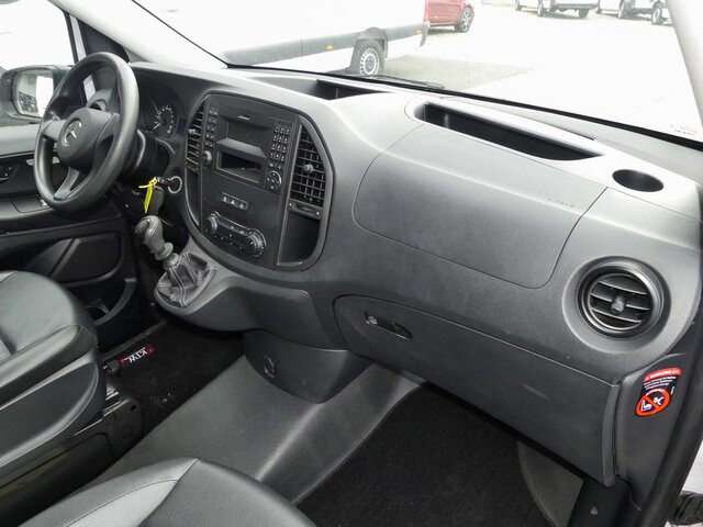 MERCEDES-BENZ Vito 114 TourerPro,Extralang,AMF Rollstuhlrampe - 小型巴士, 小型客车:图4 MERCEDES-BENZ Vito 114 TourerPro,Extralang,AMF Rollstuhlrampe - 小型巴士, 小型客车:图4