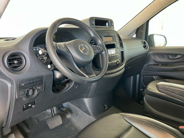 MERCEDES-BENZ Vito 116 TourerPro,lang,Allrad,8Sitzer,Automatik - 小型客车:图5 MERCEDES-BENZ Vito 116 TourerPro,lang,Allrad,8Sitzer,Automatik - 小型客车:图5