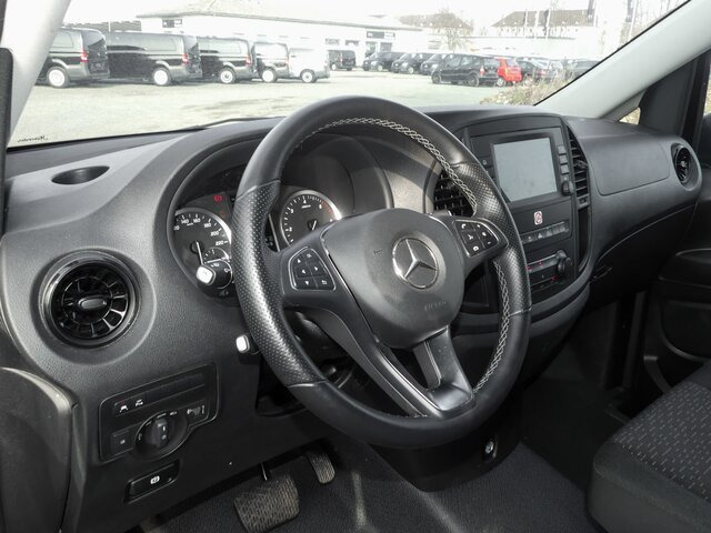 MERCEDES-BENZ Vito 116TourerPro ,Extralang,2xKlima,Kamera,AHK - 小型巴士, 小型客车:图5 MERCEDES-BENZ Vito 116TourerPro ,Extralang,2xKlima,Kamera,AHK - 小型巴士, 小型客车:图5