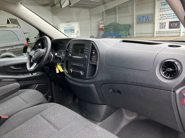 MERCEDES-BENZ Vito 116TourerPro ,Extralang,2xKlima,Kamera,AHK - 小型巴士, 小型客车:图5 MERCEDES-BENZ Vito 116TourerPro ,Extralang,2xKlima,Kamera,AHK - 小型巴士, 小型客车:图5