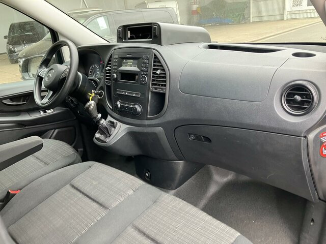 MERCEDES-BENZ Vito114 Mixto Extralang,Klima,Tempomat,Standhzg... - 紧凑型面包车:图4 MERCEDES-BENZ Vito114 Mixto Extralang,Klima,Tempomat,Standhzg... - 紧凑型面包车:图4