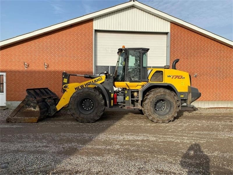 New Holland W170D - 轮式装载机:图2 New Holland W170D - 轮式装载机:图2