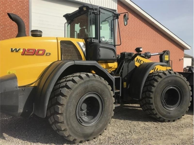 New Holland W190D  - 轮式装载机:图2 New Holland W190D  - 轮式装载机:图2