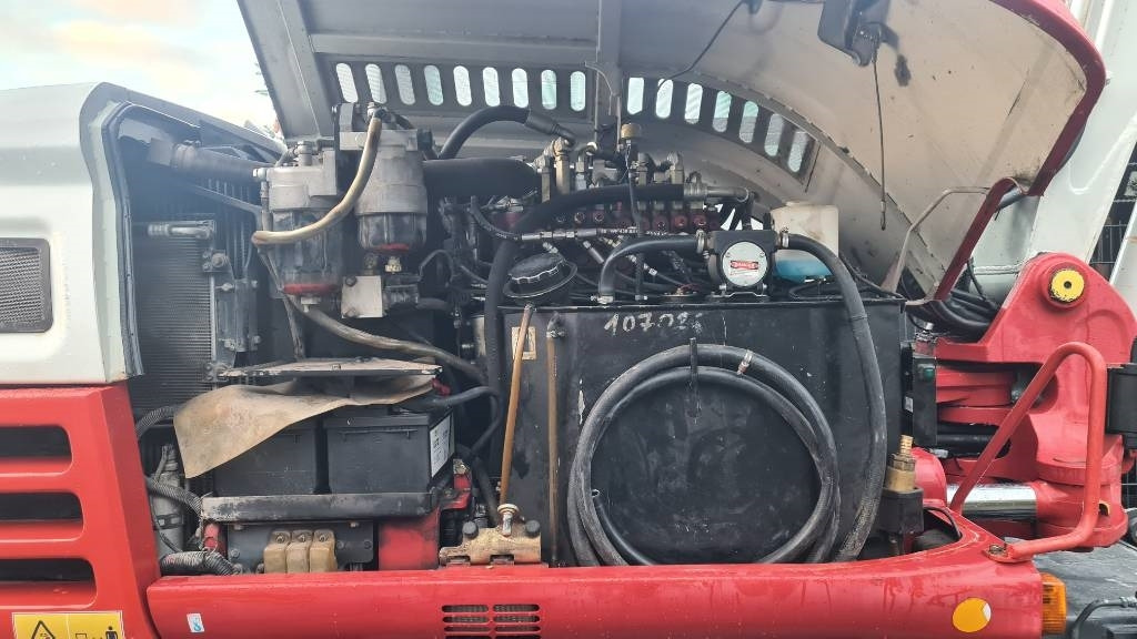 Takeuchi TB 295 W, Powertilt, Schnellwechsler MS08, Klima - 轮式挖掘机:图5 Takeuchi TB 295 W, Powertilt, Schnellwechsler MS08, Klima - 轮式挖掘机:图5