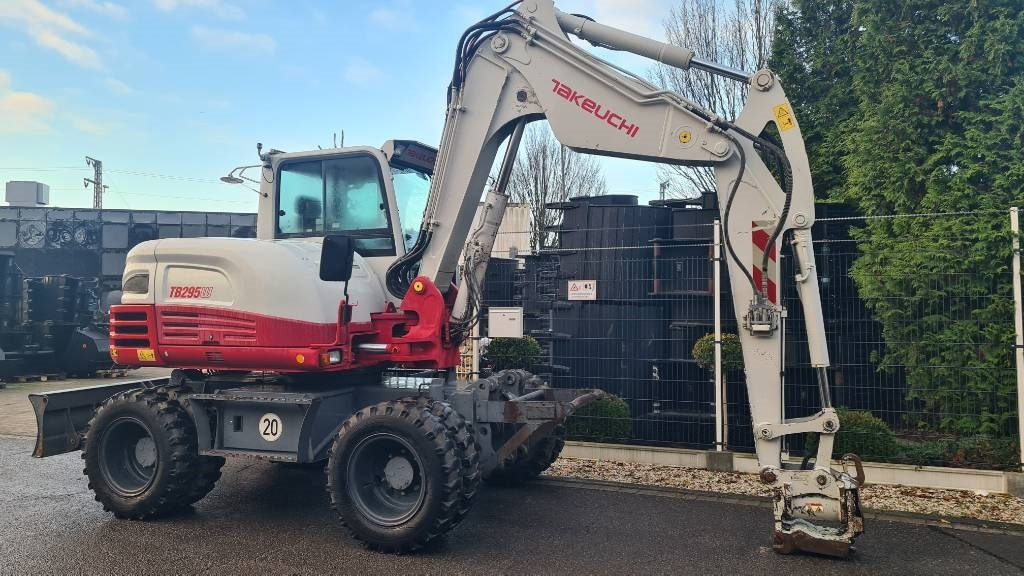 Takeuchi TB 295 W, Powertilt, Schnellwechsler MS08, Klima - 轮式挖掘机:图2 Takeuchi TB 295 W, Powertilt, Schnellwechsler MS08, Klima - 轮式挖掘机:图2