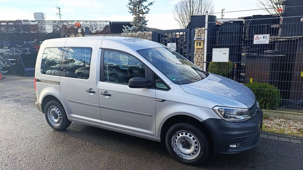 Volkswagen Caddy 2.0 TDI, Klima, Licht- und Regensensor, PDC - 汽车:图5 Volkswagen Caddy 2.0 TDI, Klima, Licht- und Regensensor, PDC - 汽车:图5