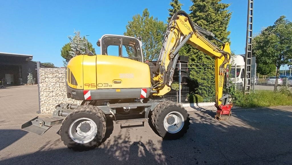 Wacker Neuson 9503 Bagger Powertilt, SW Martin, Verstellausleger - 轮式挖掘机:图5 Wacker Neuson 9503 Bagger Powertilt, SW Martin, Verstellausleger - 轮式挖掘机:图5