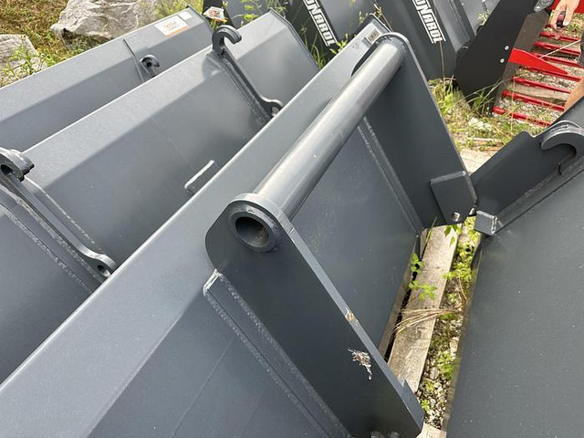 Big Schwergutschaufel 200 cm mit Bobcat Teleskoplader Aufnahme - 附件:图2 Big Schwergutschaufel 200 cm mit Bobcat Teleskoplader Aufnahme - 附件:图2