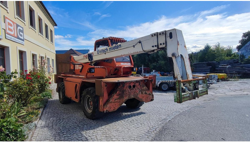 Merlo ROTO 30.16 Teleskoplader - 伸缩臂叉装车:图3 Merlo ROTO 30.16 Teleskoplader - 伸缩臂叉装车:图3