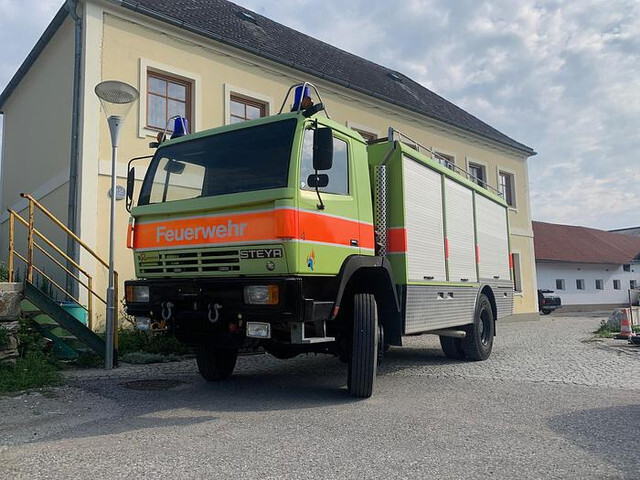 Steyr 15S31 4x4 Feuerwehrfahrzeug - 消防车:图3 Steyr 15S31 4x4 Feuerwehrfahrzeug - 消防车:图3