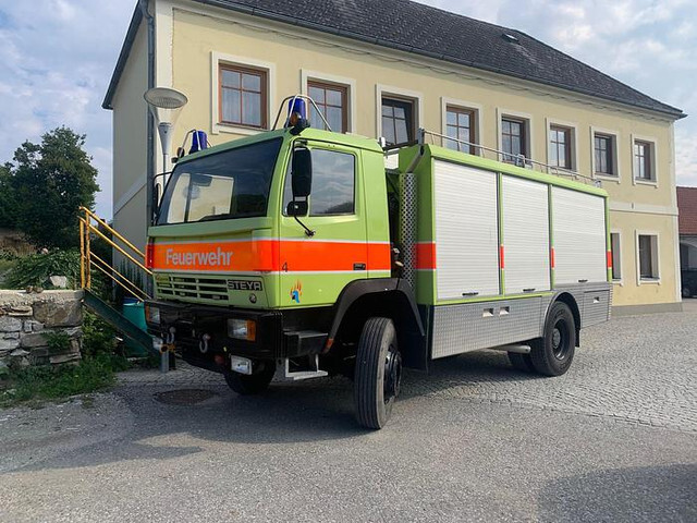 Steyr 15S31 4x4 Feuerwehrfahrzeug - 消防车:图1 Steyr 15S31 4x4 Feuerwehrfahrzeug - 消防车:图1