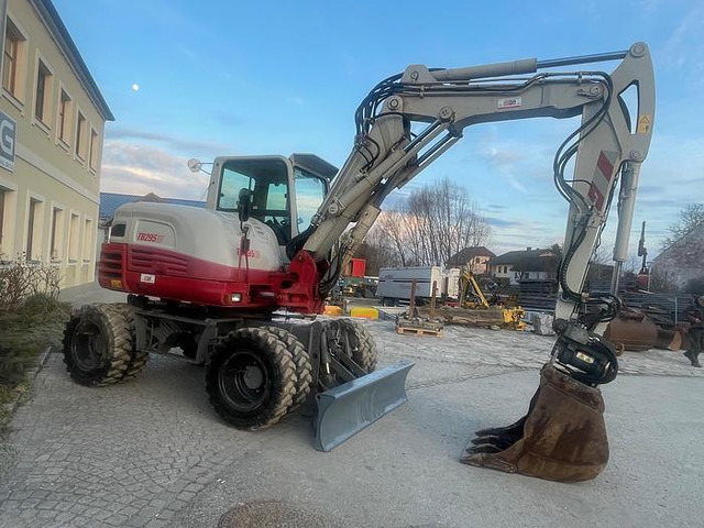 Takeuchi TB295W Mobilbagger - 挖掘机:图3 Takeuchi TB295W Mobilbagger - 挖掘机:图3