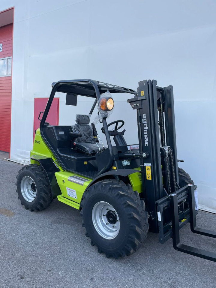 Agrimac TW25 - 越野叉车:图2 Agrimac TW25 - 越野叉车:图2