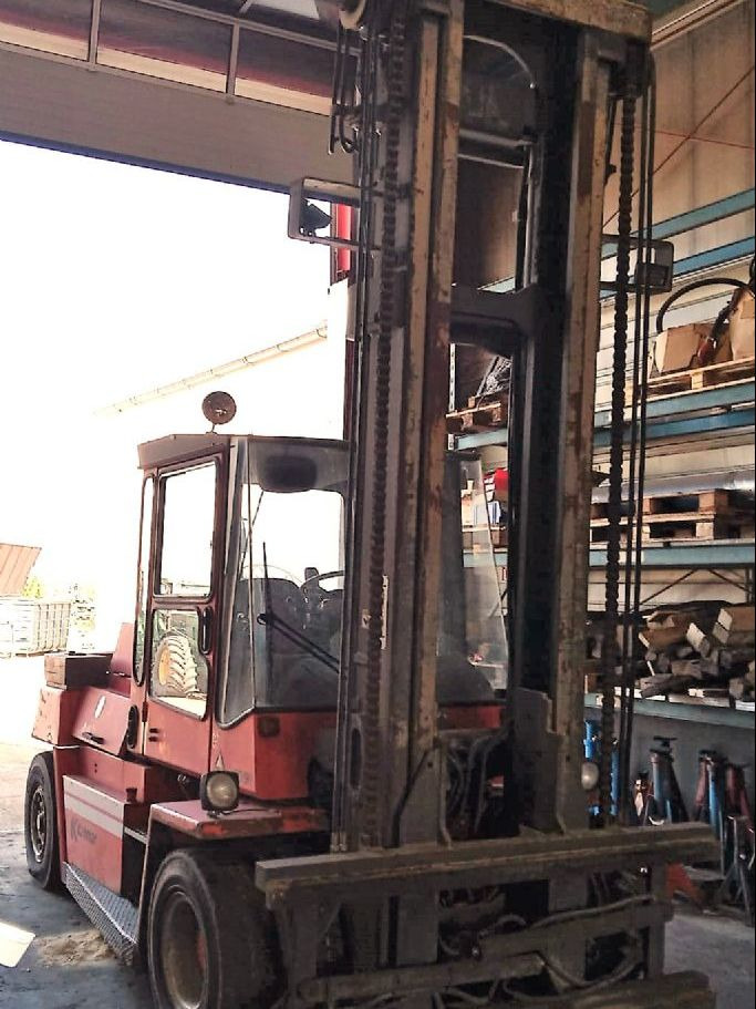 Kalmar DCD90-6L - 柴油叉车:图2 Kalmar DCD90-6L - 柴油叉车:图2
