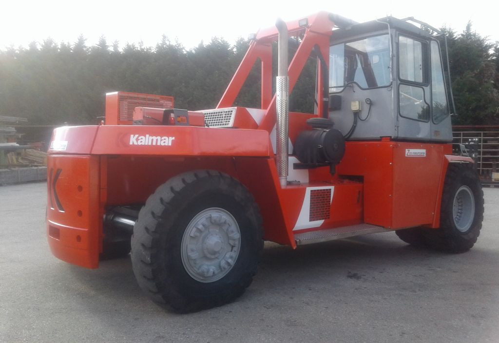 Kalmar DCE330-12 - 柴油叉车:图4 Kalmar DCE330-12 - 柴油叉车:图4