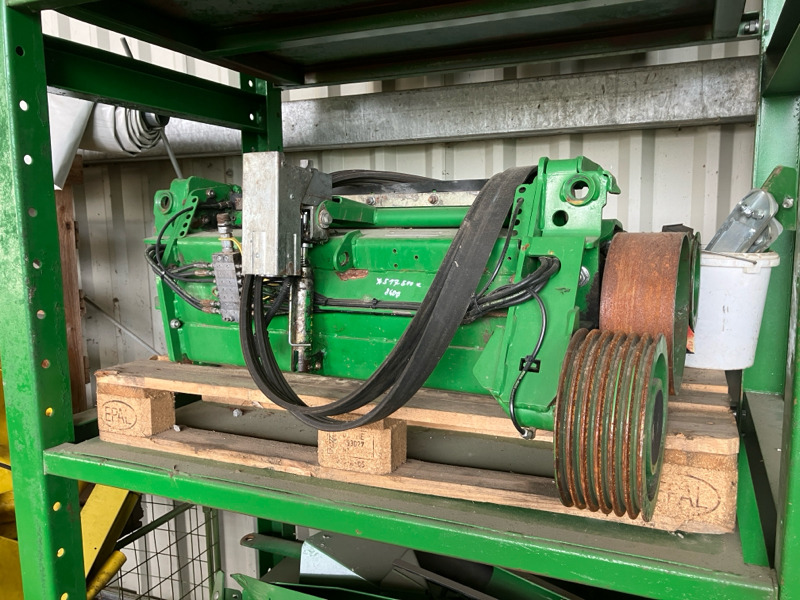 John Deere 8600 mit Kemper 460 StalkBuster und 639 PickUp - 收割机:图4 John Deere 8600 mit Kemper 460 StalkBuster und 639 PickUp - 收割机:图4