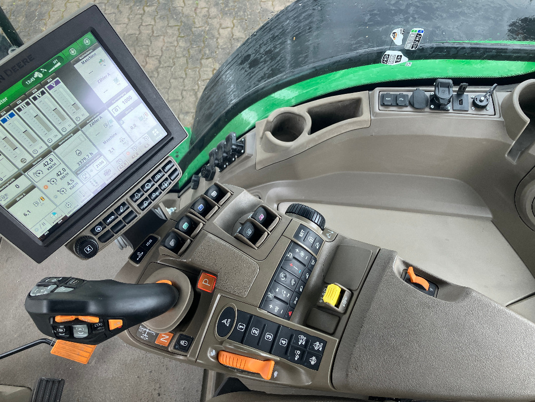 John Deere 8R370 - 拖拉机:图3 John Deere 8R370 - 拖拉机:图3