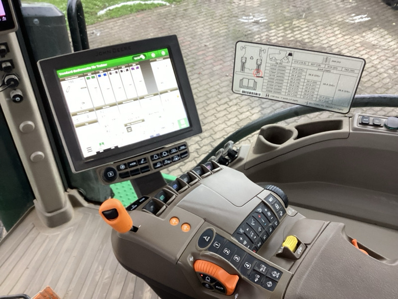 John Deere 8RX 410 inkl. PowerGard Protection Plus bis 08/26 - 拖拉机:图4 John Deere 8RX 410 inkl. PowerGard Protection Plus bis 08/26 - 拖拉机:图4