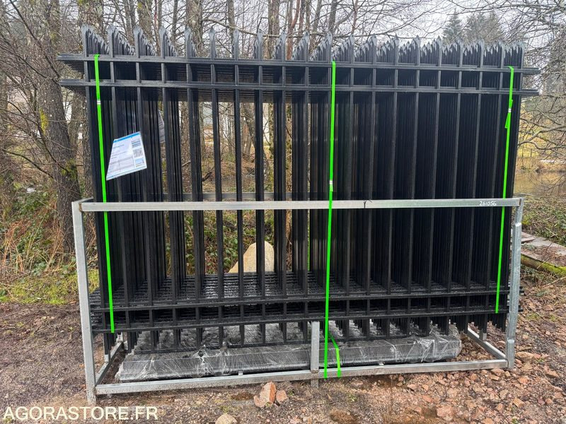 20 Grille de clôture grille barreaudée Lot n*1 - 工具/ 设备:图1 20 Grille de clôture grille barreaudée Lot n*1 - 工具/ 设备:图1