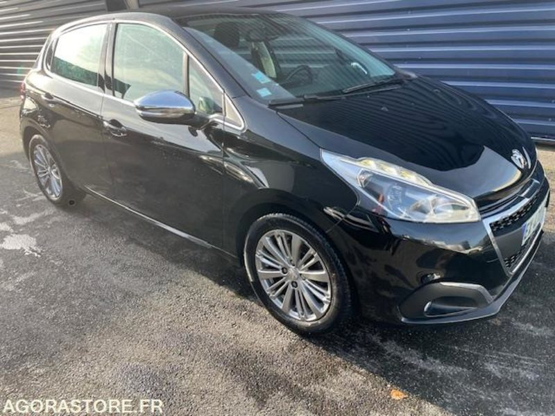 208 ALLURE PT 110cv-05/2016- 87950 KM - 汽车:图4 208 ALLURE PT 110cv-05/2016- 87950 KM - 汽车:图4