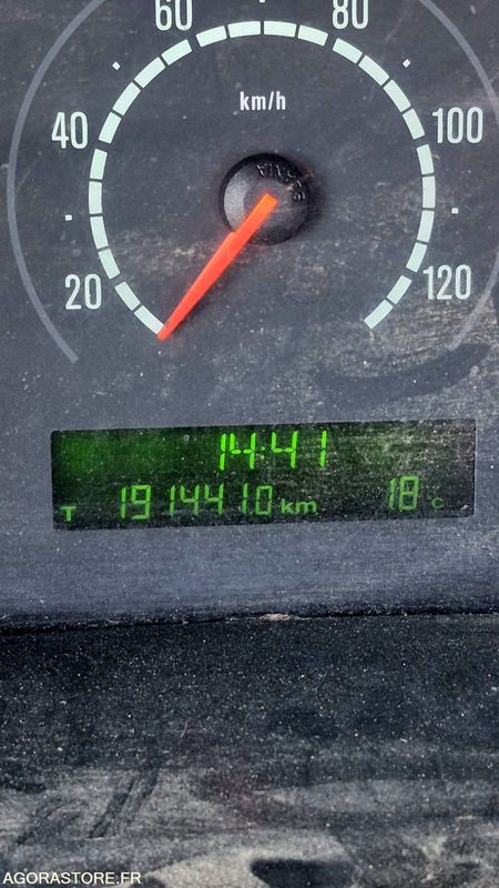 6*4 AMPIROL - SCANIA de 2005 avec BRAS PROMAT - 191441kms - 牵引车:图3 6*4 AMPIROL - SCANIA de 2005 avec BRAS PROMAT - 191441kms - 牵引车:图3