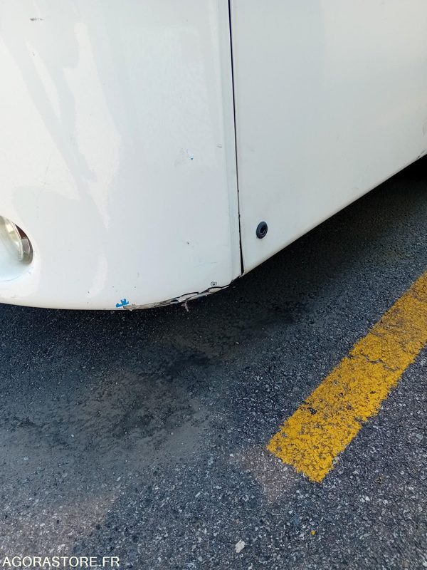 AUTOCARS BOVA FUTURA N°11434/398 MEC2010 523000KM AJ-590-GZ - 长途客车:图4 AUTOCARS BOVA FUTURA N°11434/398 MEC2010 523000KM AJ-590-GZ - 长途客车:图4