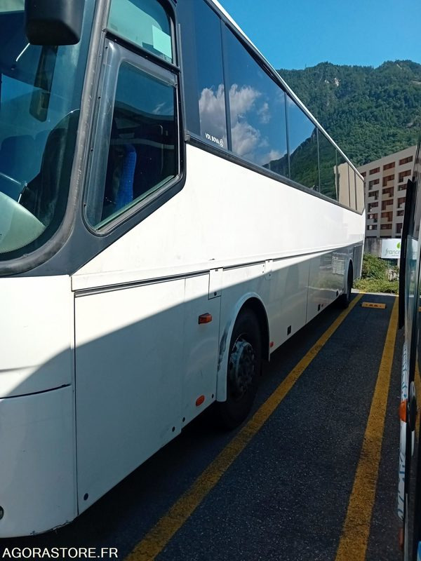 AUTOCARS BOVA FUTURA N°11434/398 MEC2010 523000KM AJ-590-GZ - 长途客车:图3 AUTOCARS BOVA FUTURA N°11434/398 MEC2010 523000KM AJ-590-GZ - 长途客车:图3