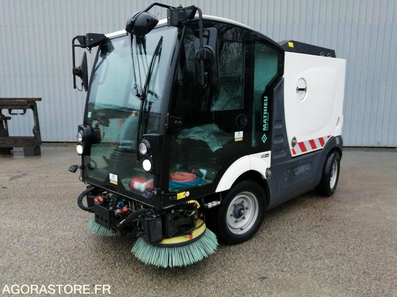 BALAYEUSE - MATHIEU - AZURA FLEX - 2020 / 4222 HEURES - 道路清扫机:图3 BALAYEUSE - MATHIEU - AZURA FLEX - 2020 / 4222 HEURES - 道路清扫机:图3