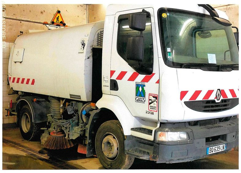 BALAYEUSE de Voiries- RENAULT MIDLUM 220 DXI avec aspiratrice EUROVOIRIE - 道路清扫机:图2 BALAYEUSE de Voiries- RENAULT MIDLUM 220 DXI avec aspiratrice EUROVOIRIE - 道路清扫机:图2