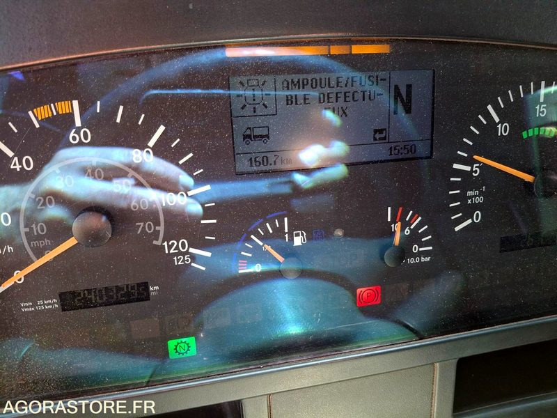 BOM Mercedes Econic 2013 240330 kms - CX-136-DD - 垃圾车:图4 BOM Mercedes Econic 2013 240330 kms - CX-136-DD - 垃圾车:图4