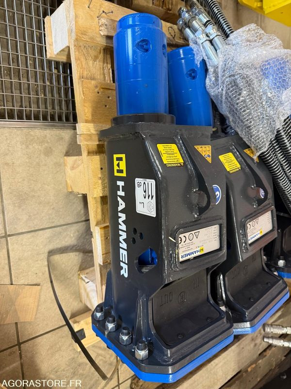 BRH HAMMER SB 150 Pelles de 1.5T - 3.8T NEUF - 液压锤:图3 BRH HAMMER SB 150 Pelles de 1.5T - 3.8T NEUF - 液压锤:图3